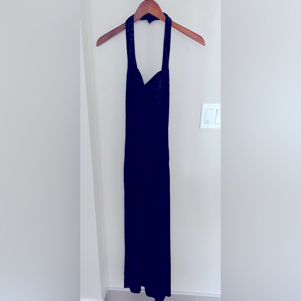 Evening gown, same or next day shipping from a smoke and pet free 🏡